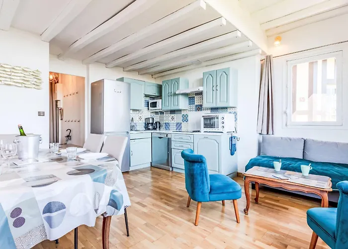 Apartment Marie Antoinette-2 By Interhome *