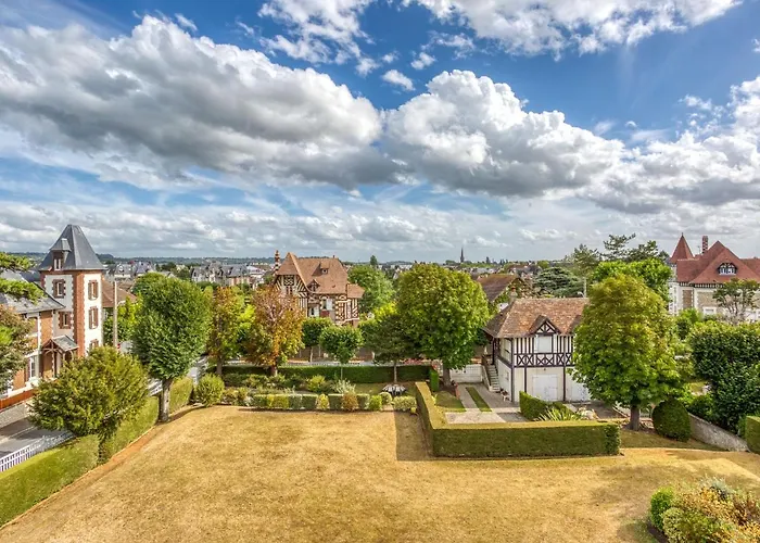 Marie Antoinette-2 By Interhome Cabourg